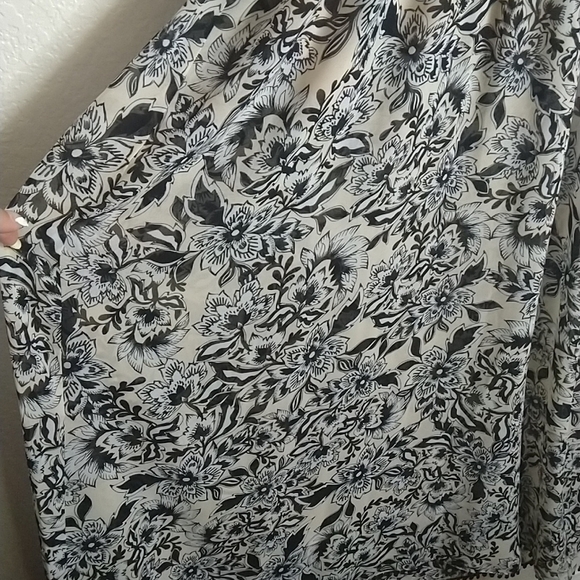 NWT for love and lemons gracie v neck maxi dress sz S - Picture 4 of 10